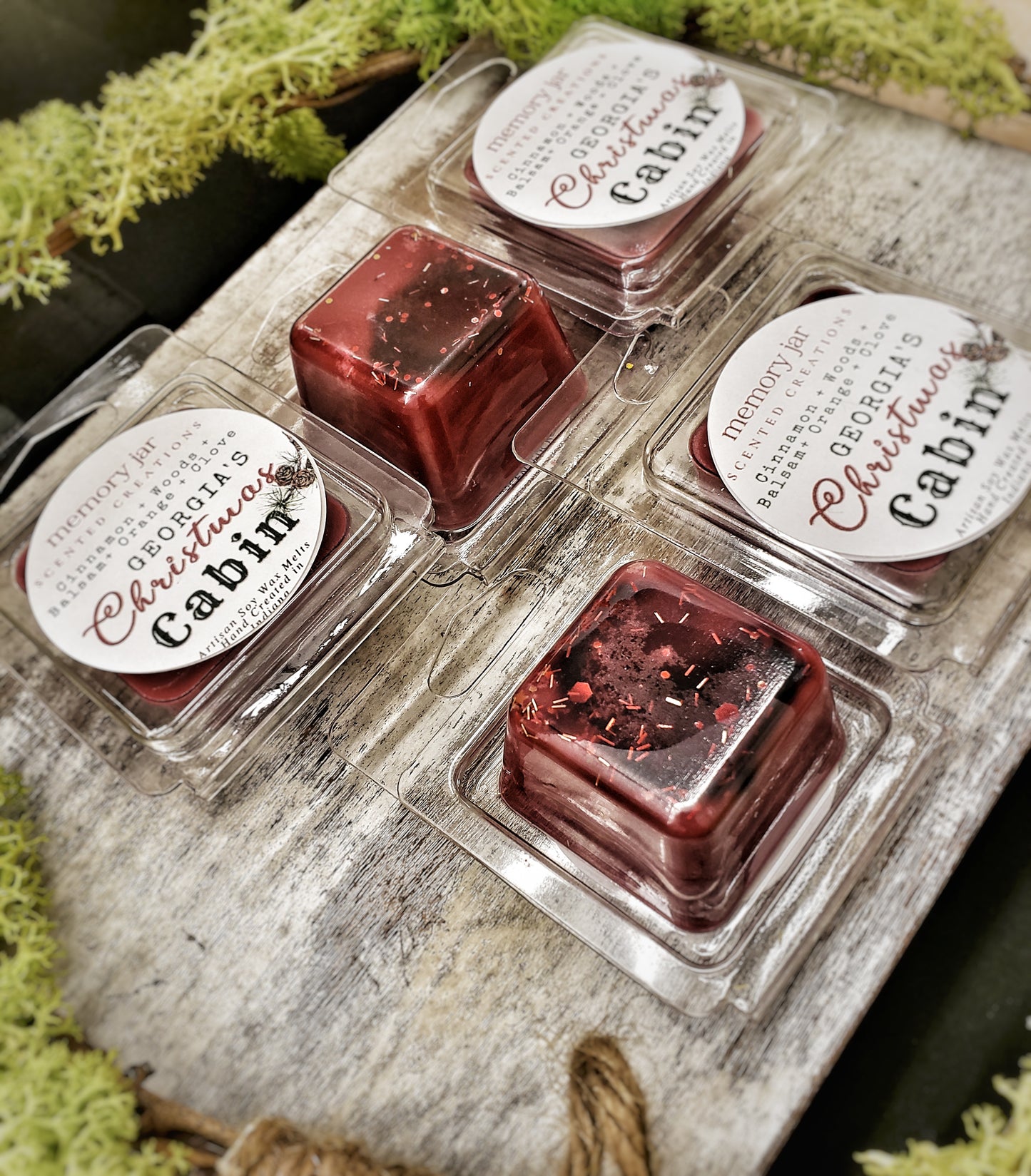 Georgia's Christmas Cabin Soy Wax Melts | Holiday Edition Clamshell