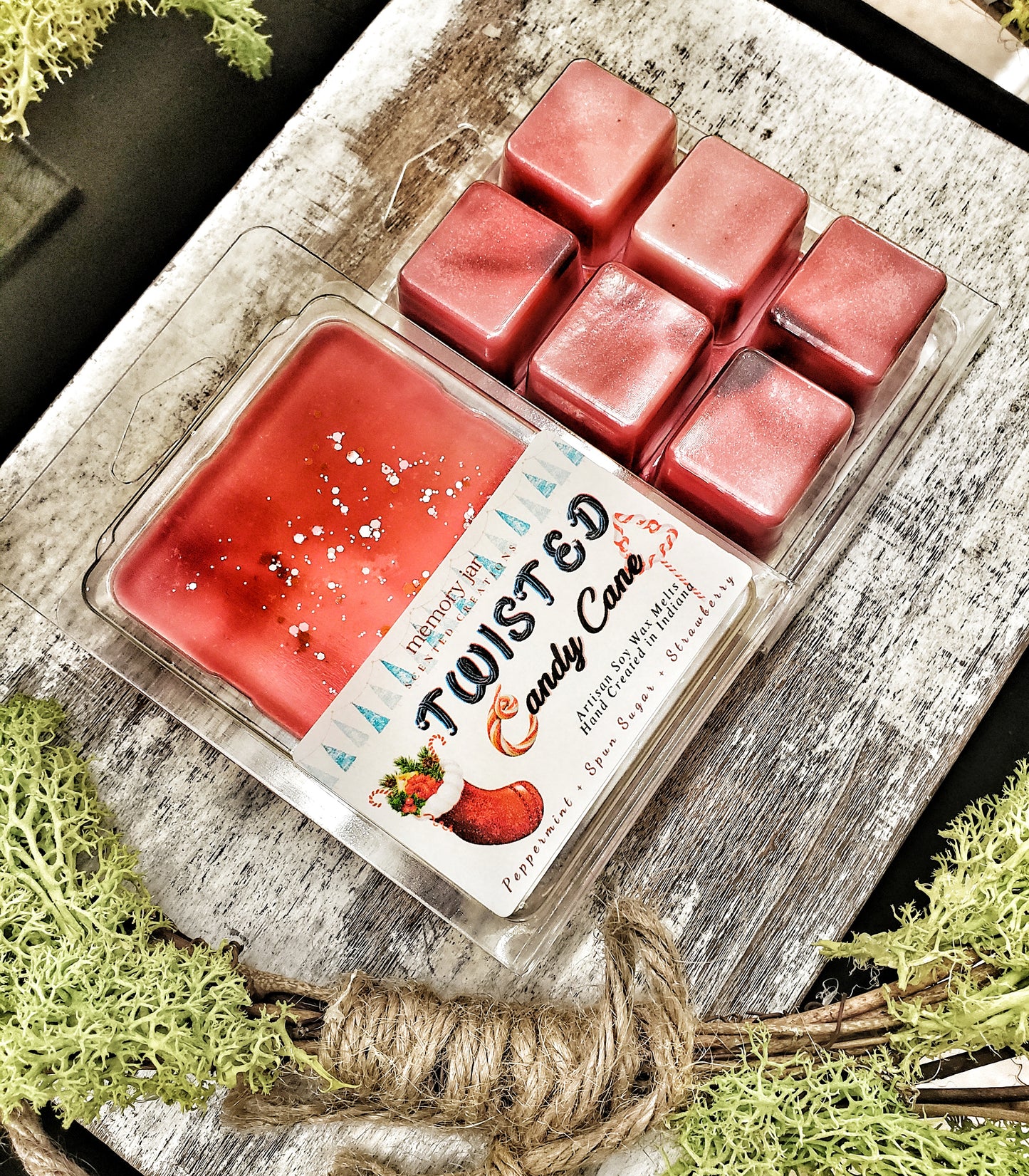 Twisted Candy Cane Soy Wax Melts | Holiday Edition Clamshell