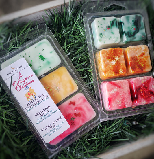 A Cottagecore Christmas Soy Wax Melts | 3 Scents in 1 | Holiday Edition Clamshell Trio