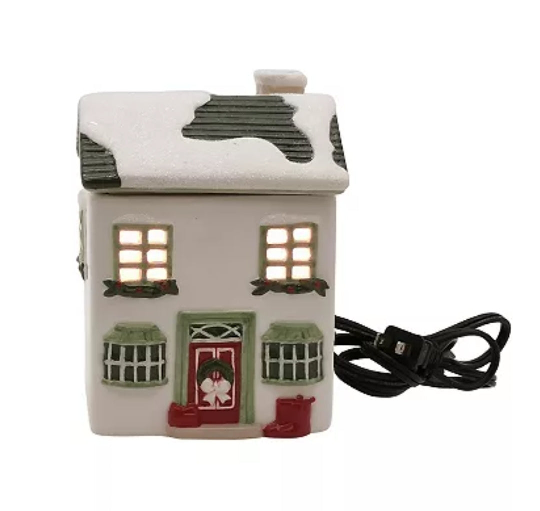 Decorated Winter House Illuminated Wax Warmer