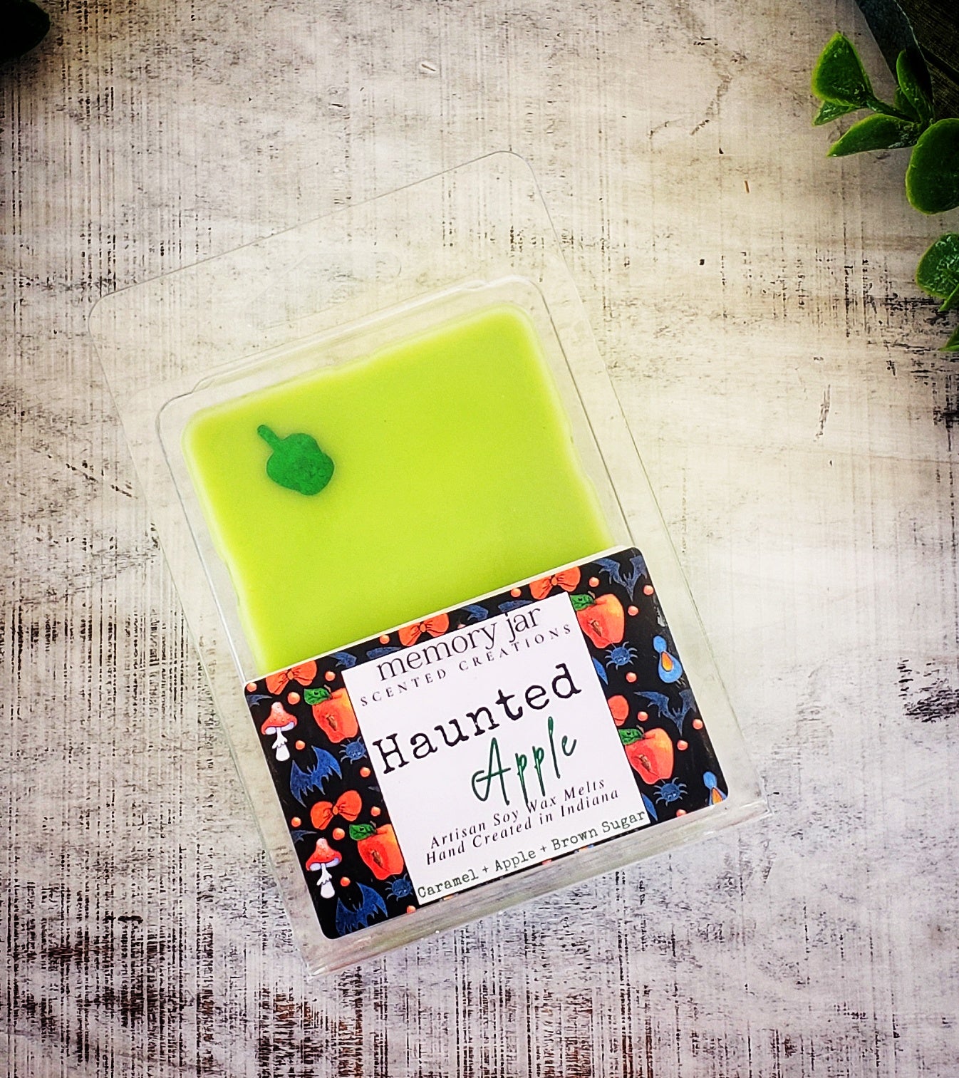 Haunted Apple | Soy Wax Melts Clamshell | Spooky Collection | Caramel Apple